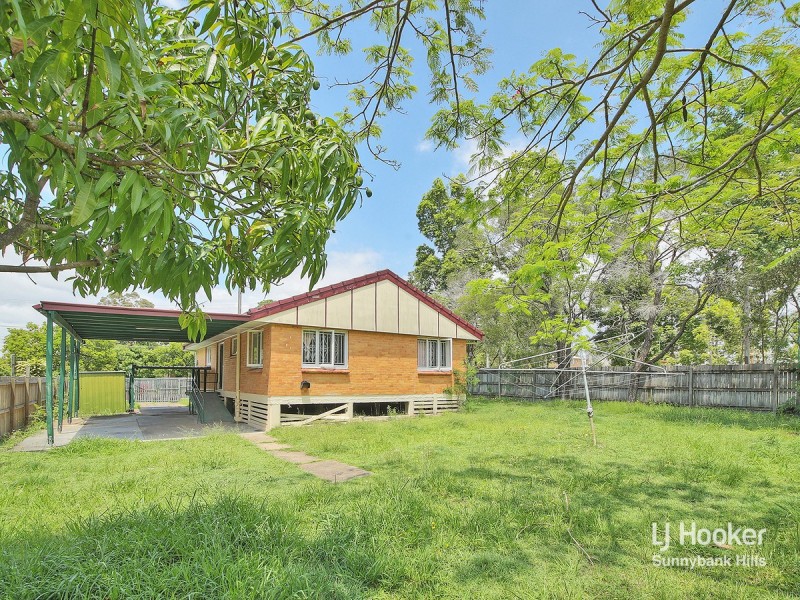 2 Albert Street, Woodridge QLD 4114