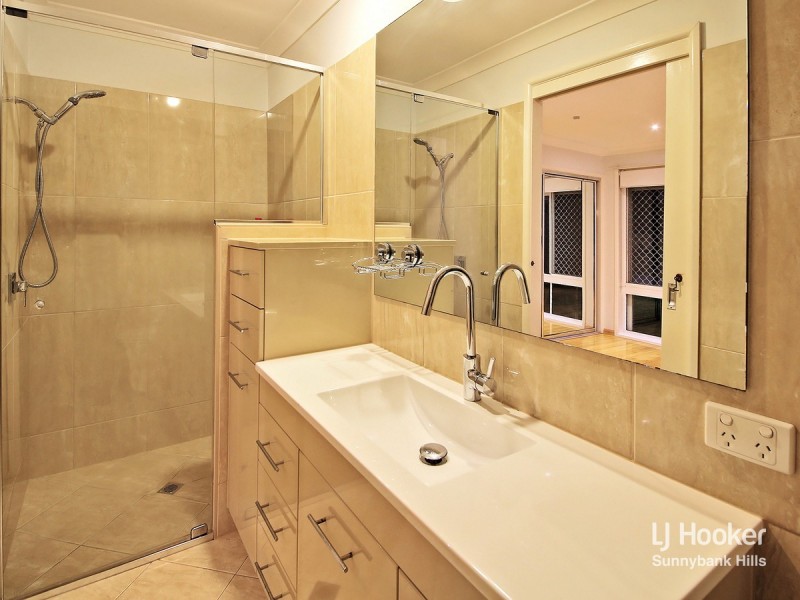 26 Marsala Street, Calamvale QLD 4116