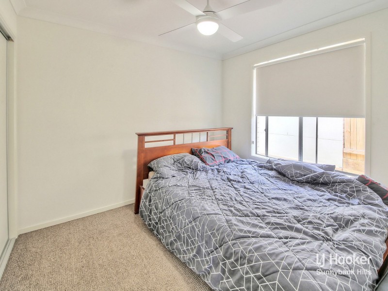 42 Mount Mee Street, Park Ridge QLD 4125