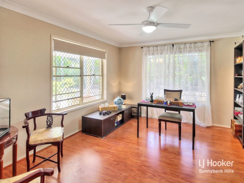 313 Warrigal Road, Eight Mile Plains QLD 4113