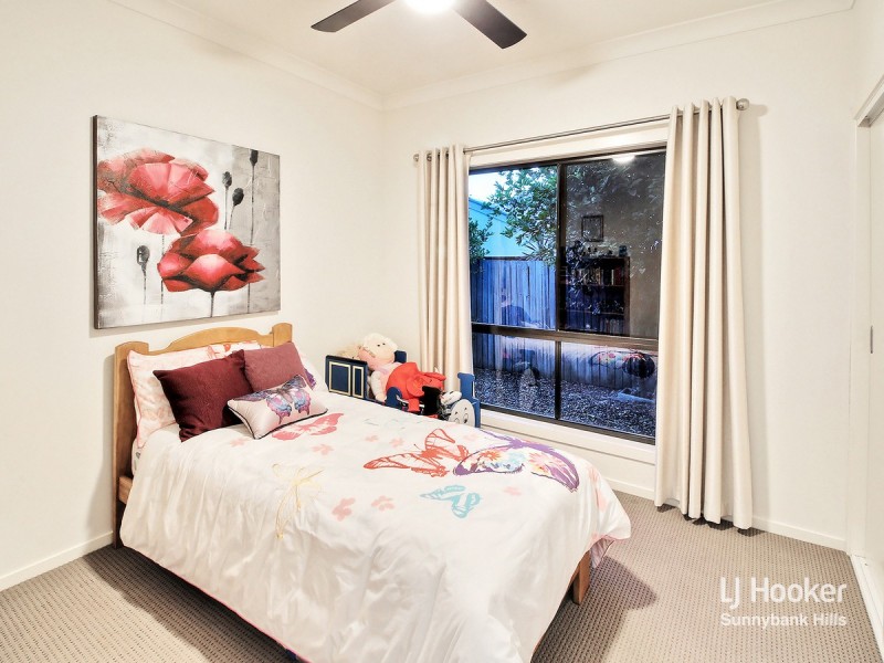 24 Finke Close, Parkinson QLD 4115