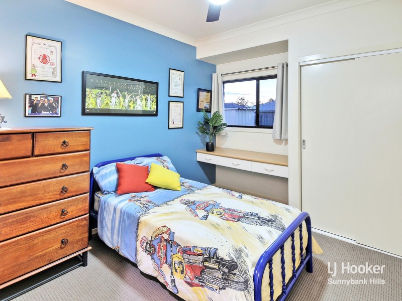 24 Finke Close, Parkinson QLD 4115