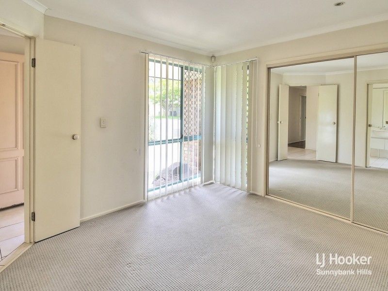 8 Benbek Circuit, Sunnybank Hills QLD 4109