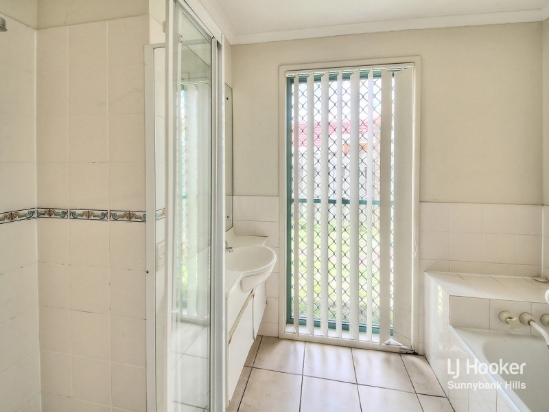 8 Benbek Circuit, Sunnybank Hills QLD 4109