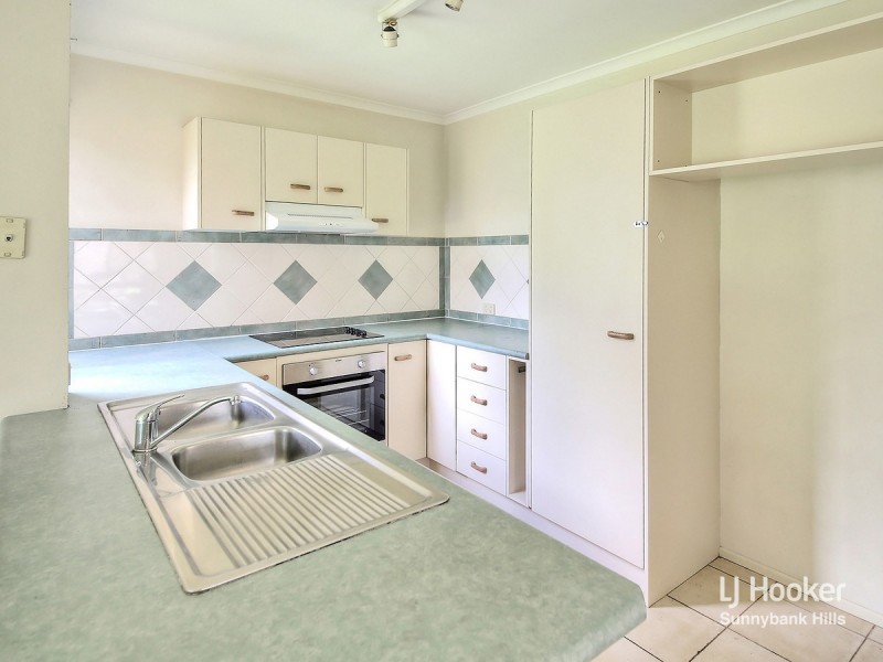 8 Benbek Circuit, Sunnybank Hills QLD 4109