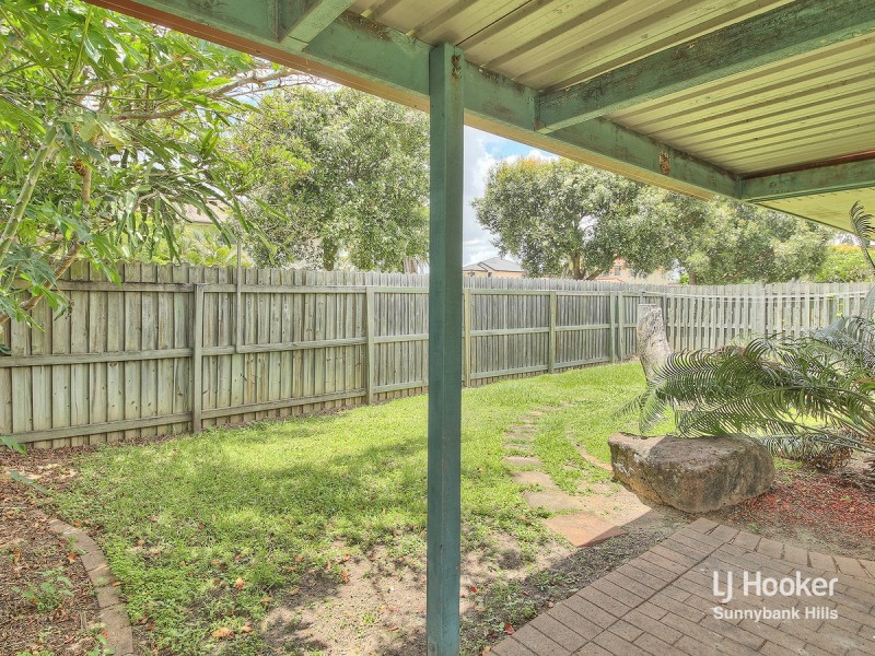 8 Benbek Circuit, Sunnybank Hills QLD 4109