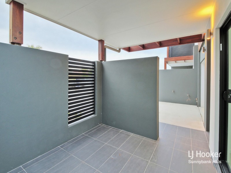 18/819 Creek Road, Carindale QLD 4152