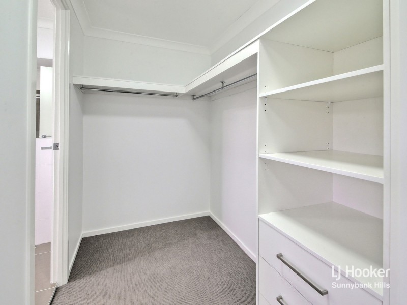 18/819 Creek Road, Carindale QLD 4152