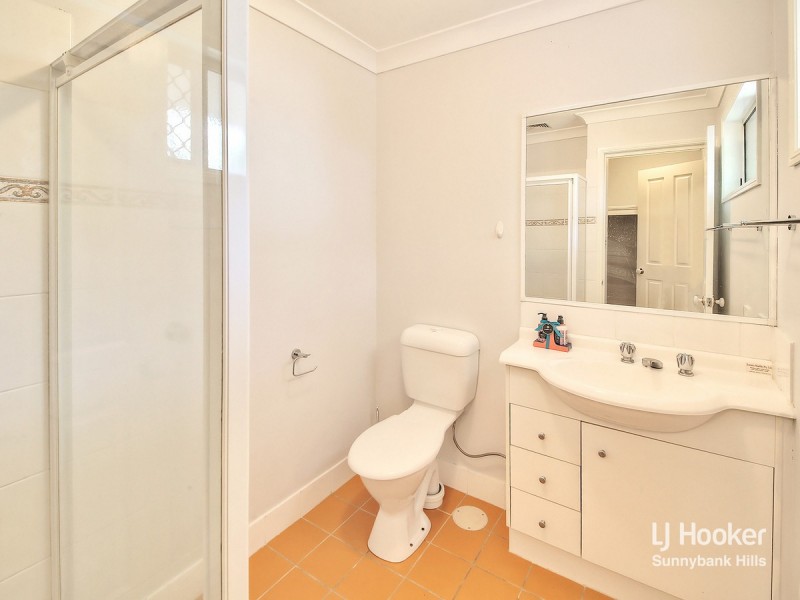 9 Muttonbird Street, Calamvale QLD 4116