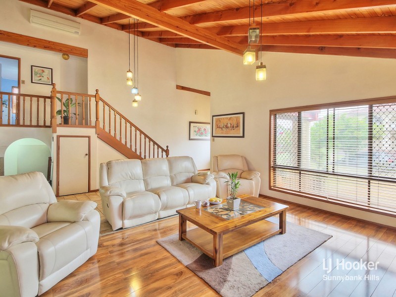 8 Seafern Street, Sunnybank Hills QLD 4109