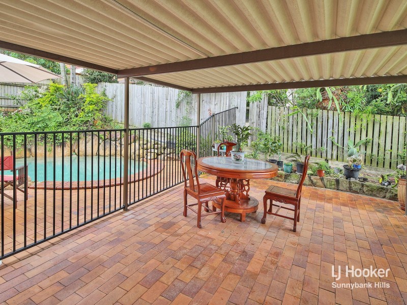 8 Seafern Street, Sunnybank Hills QLD 4109