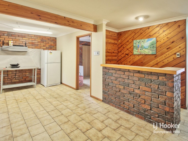 8 Seafern Street, Sunnybank Hills QLD 4109