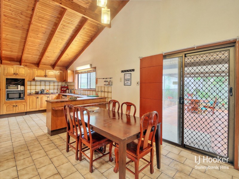 8 Seafern Street, Sunnybank Hills QLD 4109