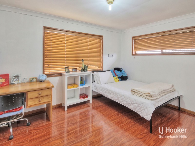 8 Seafern Street, Sunnybank Hills QLD 4109