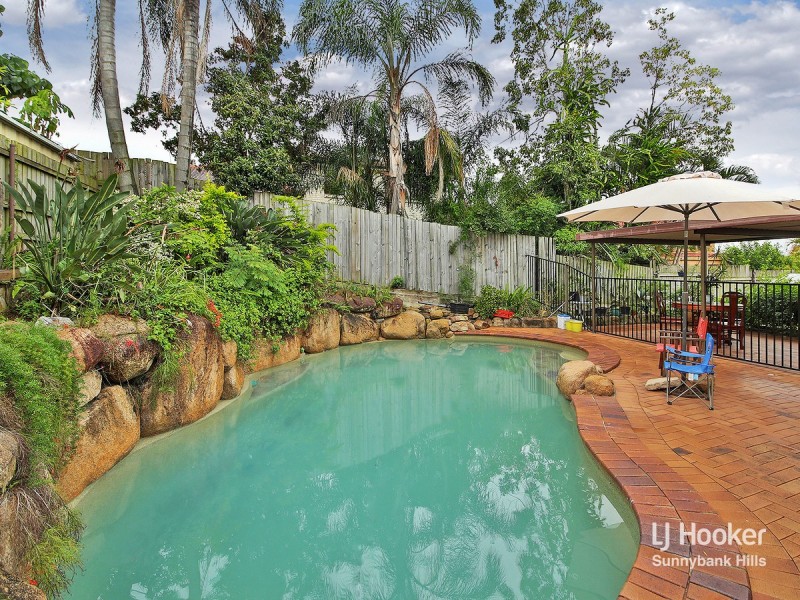 8 Seafern Street, Sunnybank Hills QLD 4109