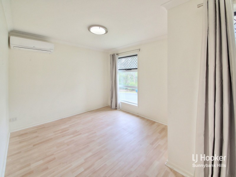 21 Taylor Place, Mackenzie QLD 4156