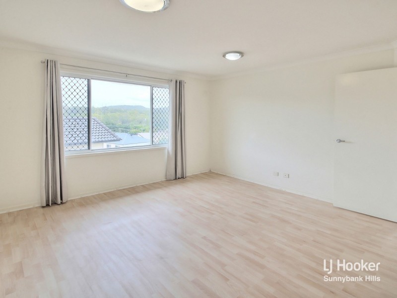 21 Taylor Place, Mackenzie QLD 4156