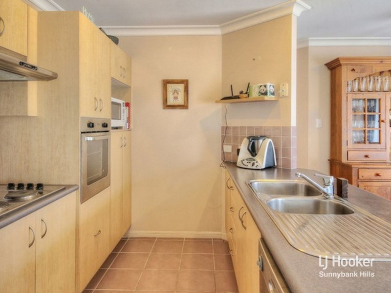 4 Brushbox Crescent, Sunnybank Hills QLD 4109