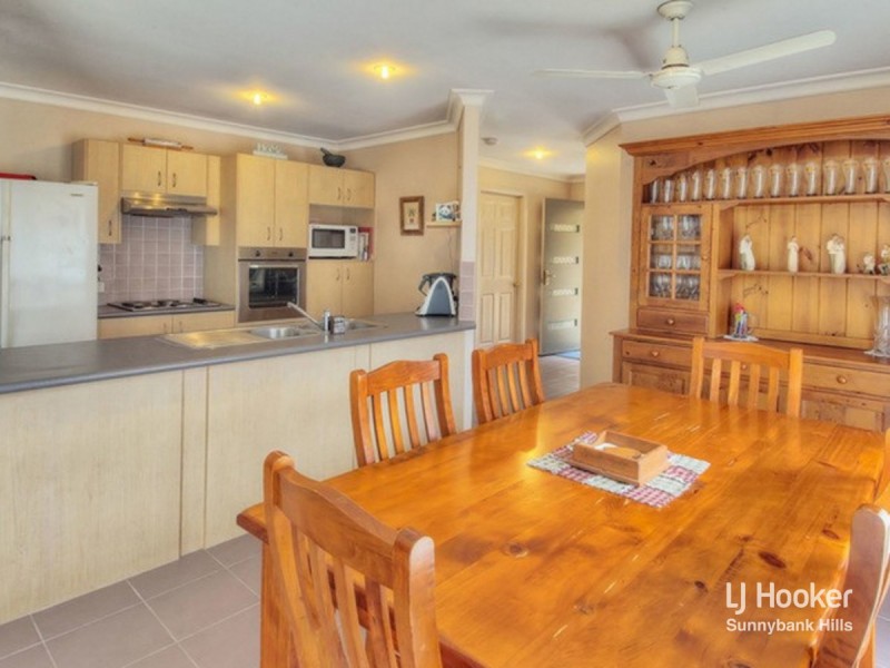 4 Brushbox Crescent, Sunnybank Hills QLD 4109
