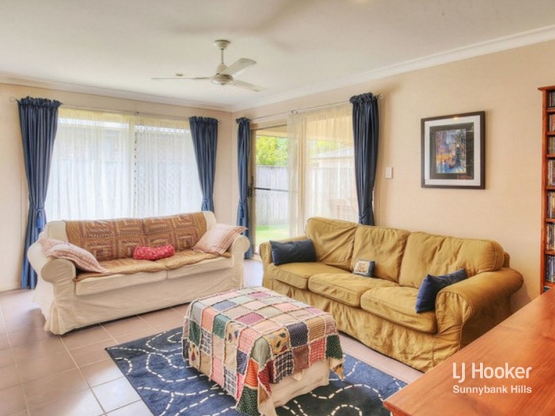 4 Brushbox Crescent, Sunnybank Hills QLD 4109