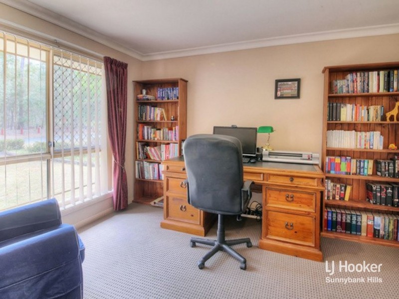 4 Brushbox Crescent, Sunnybank Hills QLD 4109