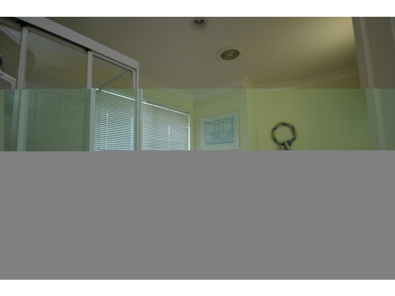 19 Maywood Crescent, Calamvale QLD 4116