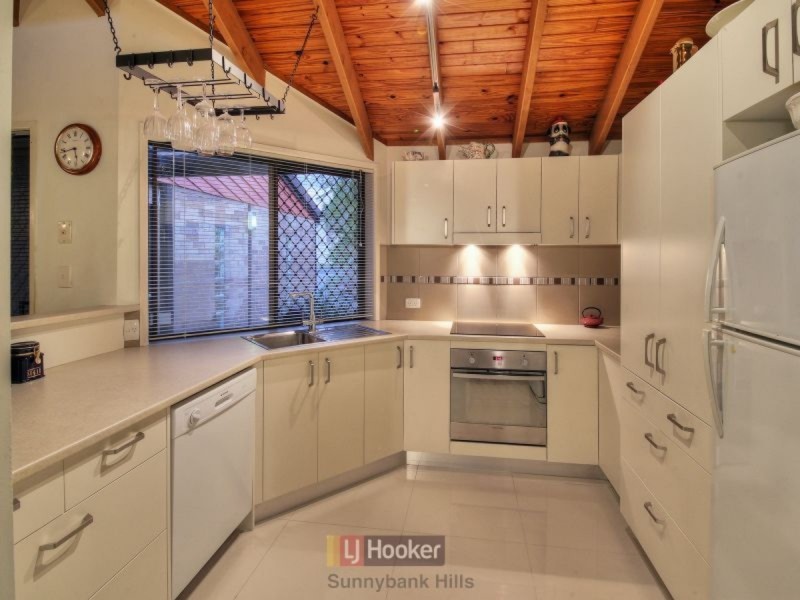 17 Cedrus Street, Sunnybank Hills QLD 4109