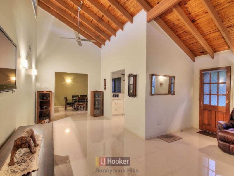 17 Cedrus Street, Sunnybank Hills QLD 4109