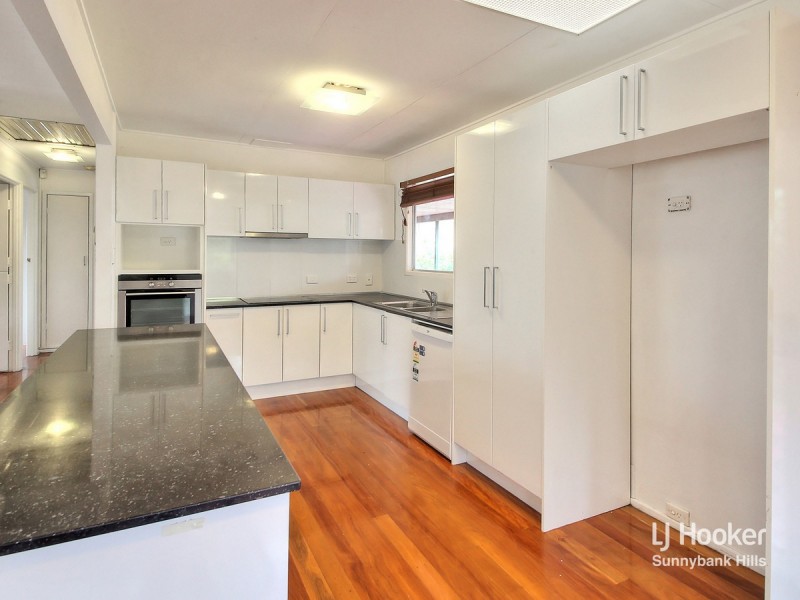 52 Grout Street, Macgregor QLD 4109