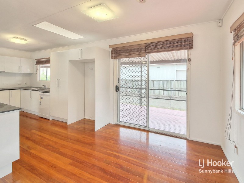 52 Grout Street, Macgregor QLD 4109