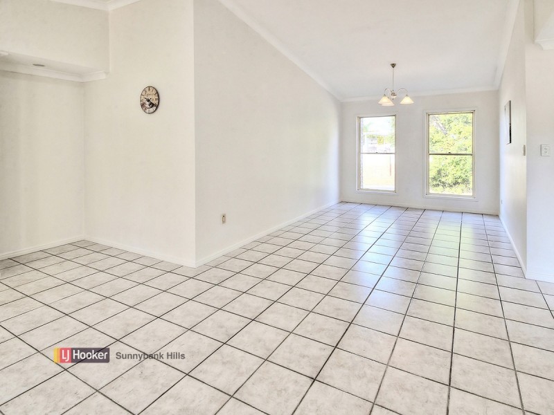 1 Chestnut Place, Calamvale QLD 4116