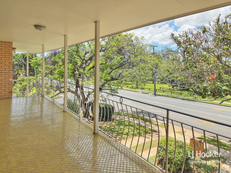 125 Granadilla Street, Macgregor QLD 4109