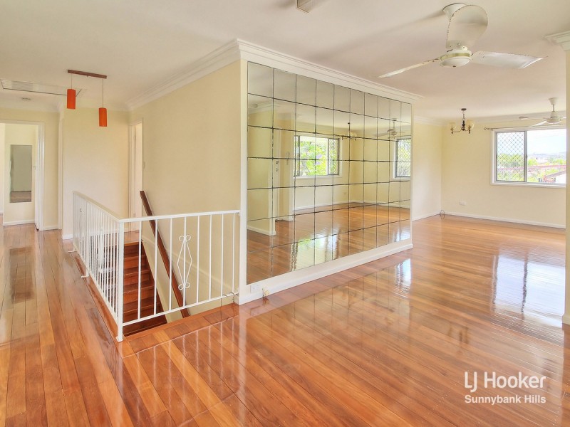 125 Granadilla Street, Macgregor QLD 4109