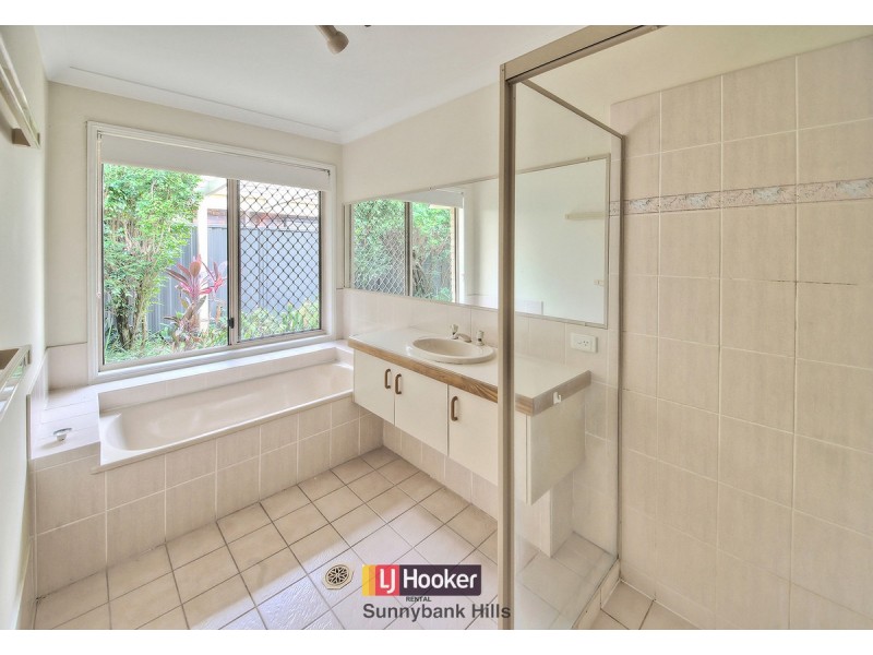 23 Golden Avenue, Calamvale QLD 4116