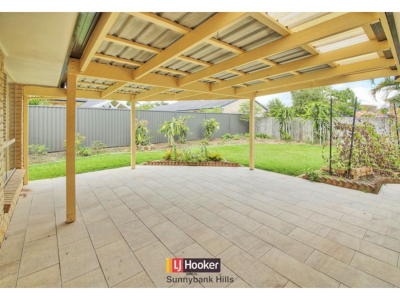 23 Golden Avenue, Calamvale QLD 4116
