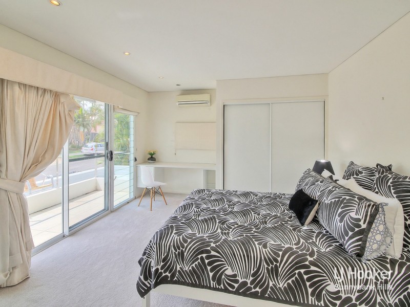 8 Silverbirch Close, Eight Mile Plains QLD 4113