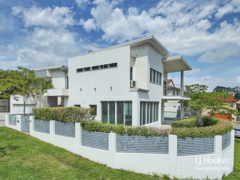 8 Silverbirch Close, Eight Mile Plains QLD 4113