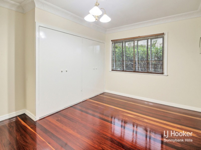 162 Nursery Road, Holland Park West QLD 4121