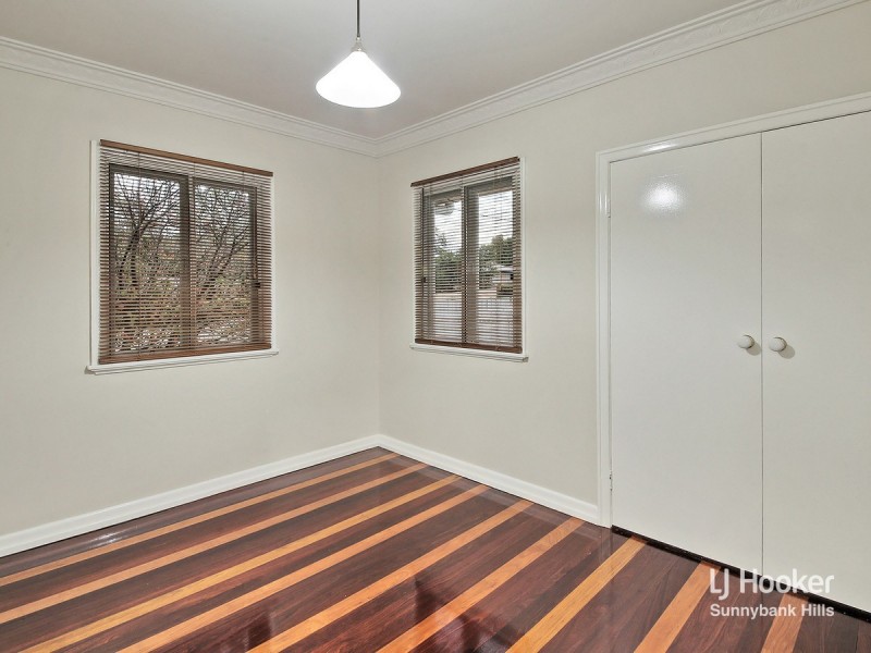 162 Nursery Road, Holland Park West QLD 4121