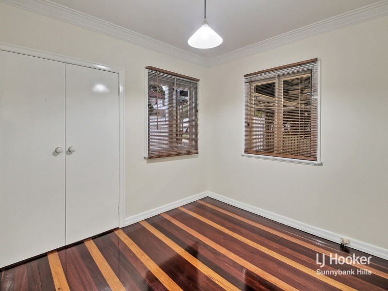 162 Nursery Road, Holland Park West QLD 4121