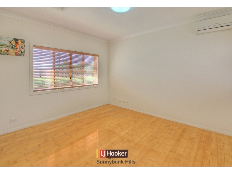 11 Silverbirch Close, Eight Mile Plains QLD 4113