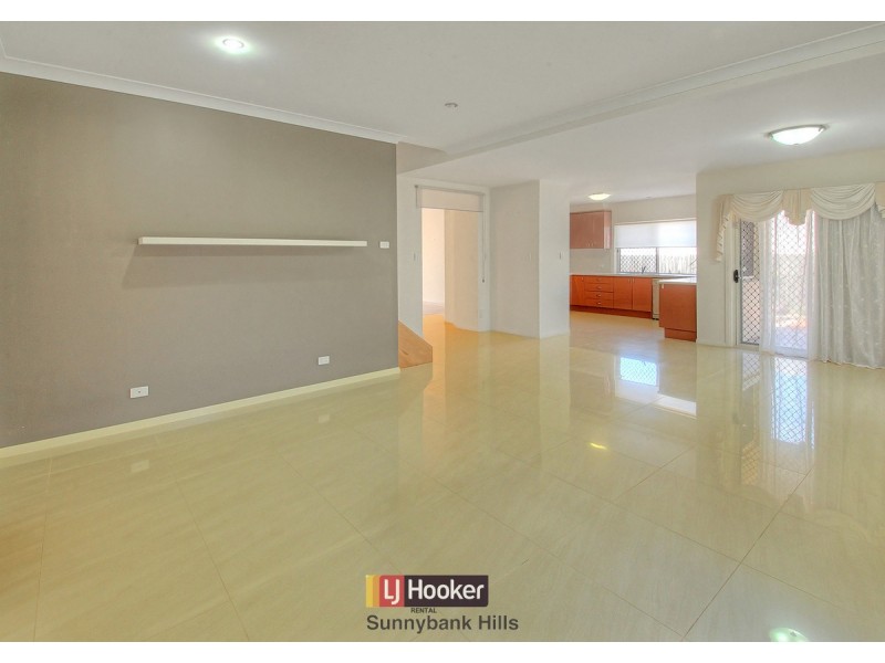 11 Silverbirch Close, Eight Mile Plains QLD 4113