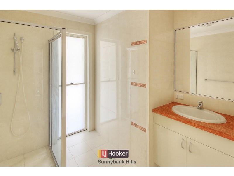 11 Silverbirch Close, Eight Mile Plains QLD 4113