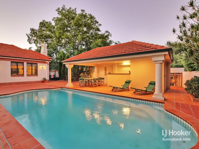 3 Garrick Place, Macgregor QLD 4109