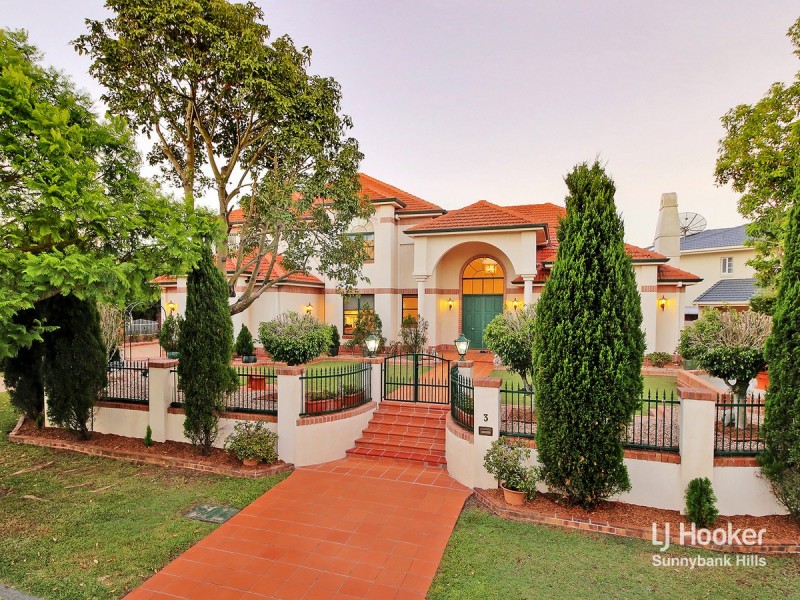 3 Garrick Place, Macgregor QLD 4109