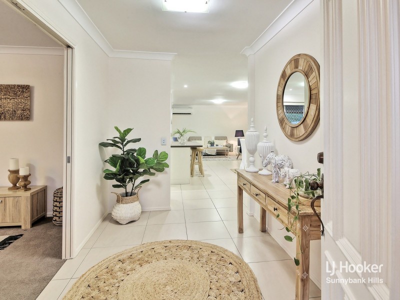 82 Kavanagh Road, Wishart QLD 4122