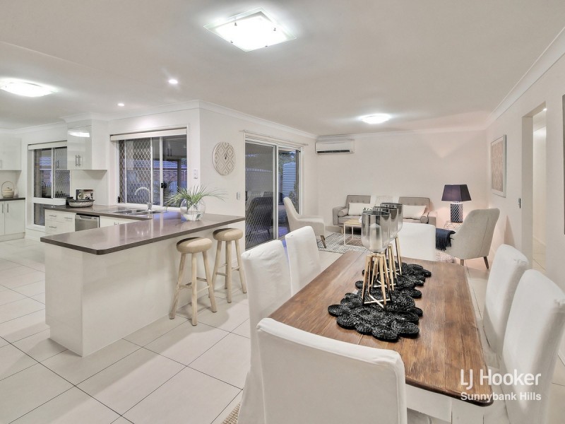 82 Kavanagh Road, Wishart QLD 4122