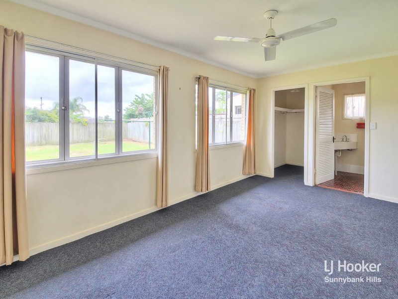 10 Fleetwood Street, Macgregor QLD 4109