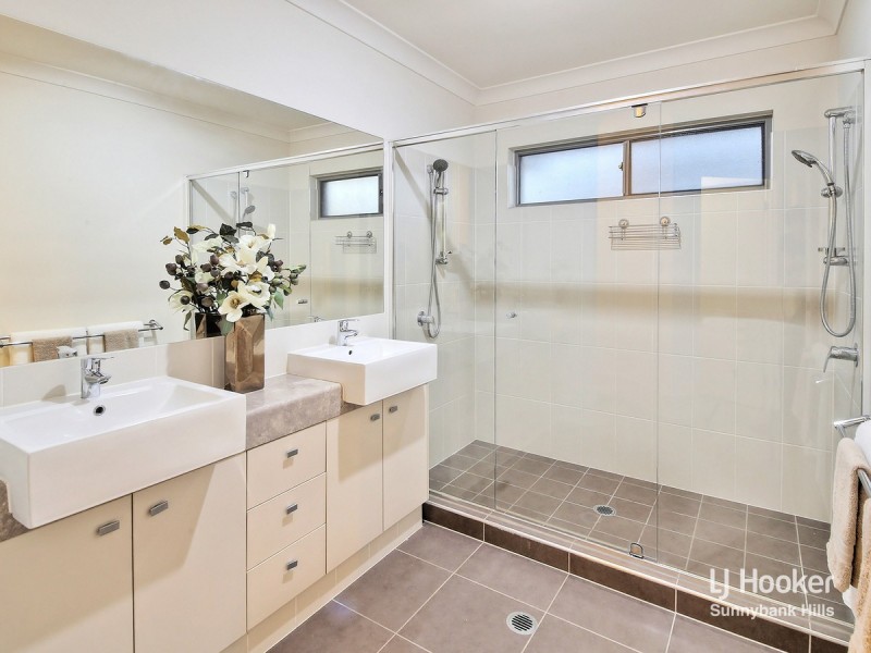 9 Langford Street, Eight Mile Plains QLD 4113