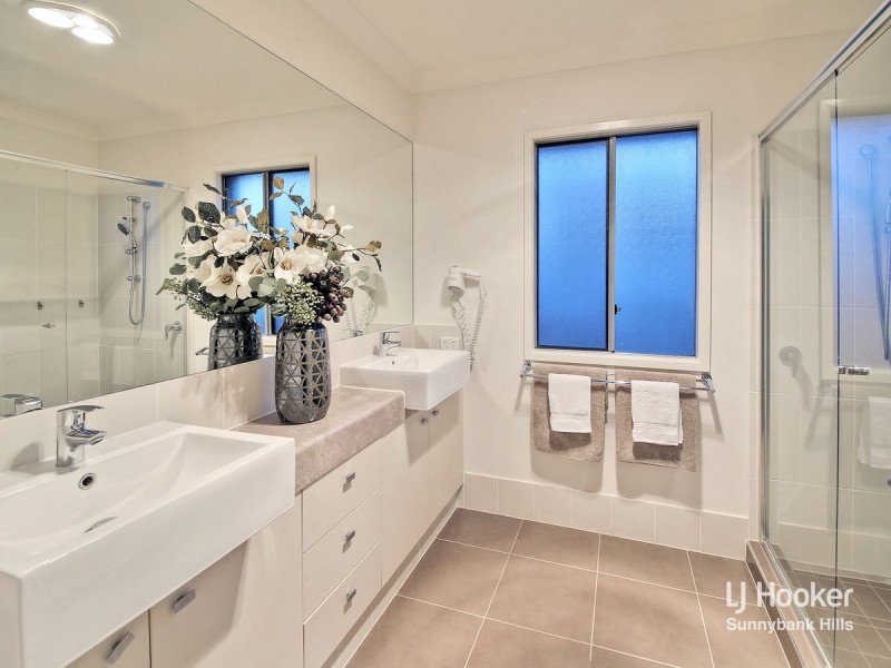 9 Langford Street, Eight Mile Plains QLD 4113